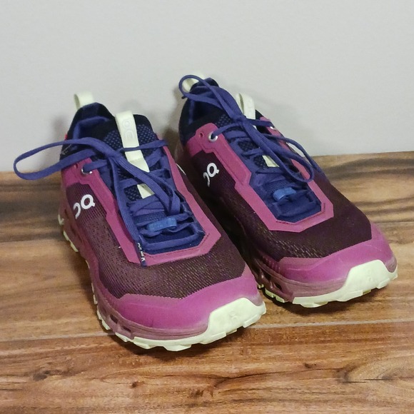 ON CLOUD Women's Cloudultra 2 Sneakers in Size 8.5 Color Purple - Picture 3 of 9